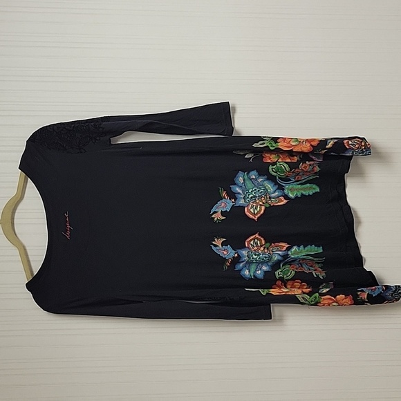 Desigual short dress/ tunic sz small 100% viscose, embroidered and embellished - Picture 6 of 9